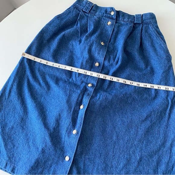 Denim midi button front skirt, estimated size medium - Picture 11 of 12